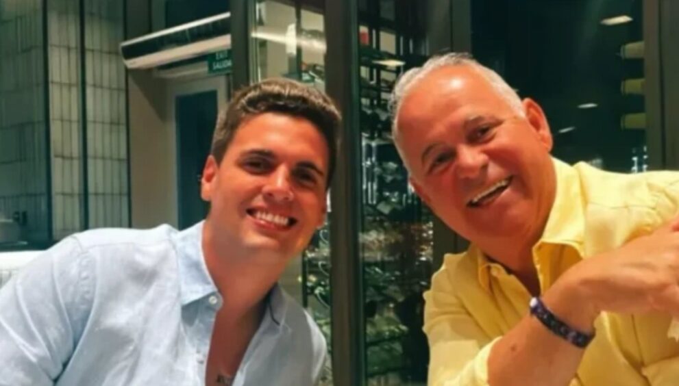 filho-do-mandante-da-morte-de-marielle-franco-faz-campanha-para-flavio-bolsonaro-no-rio