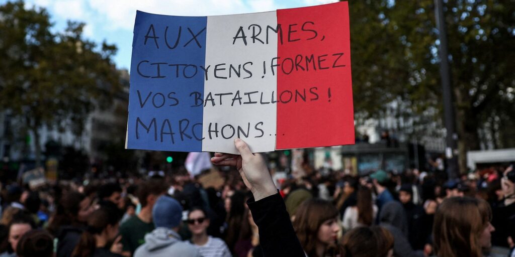 franca-vai-mobilizar-forcas-militares-para-protestos-de-sabado
