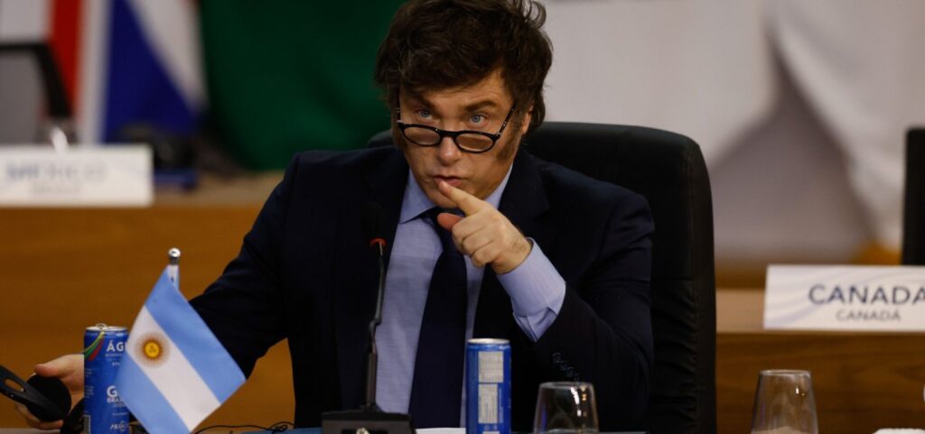 argentina-registra-nova-queda-economica-e-enfrenta-risco-de-recessao