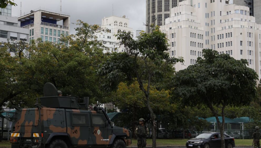 tropas-federais-reforcam-seguranca-no-2o-turno-das-eleicoes-no-rj