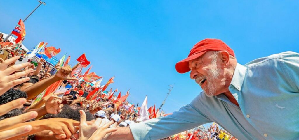 hashtags-pro-lula-dominam-topo-do-x-na-vespera-do-segundo-turno