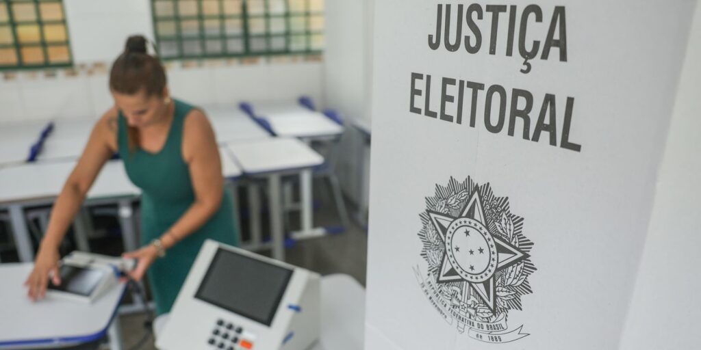 eleitores-chegam-cedo-as-urnas-no-ma;-votacao-comeca-com-filas
