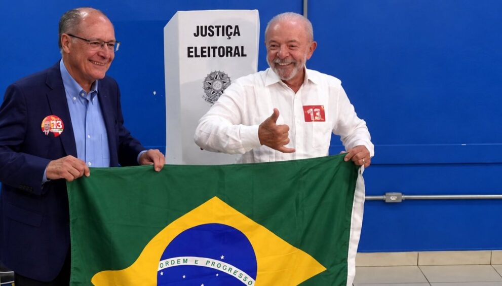 lula-vota-em-sao-bernardo-do-campo-e-agradece-apoio-recebido-na-campanha