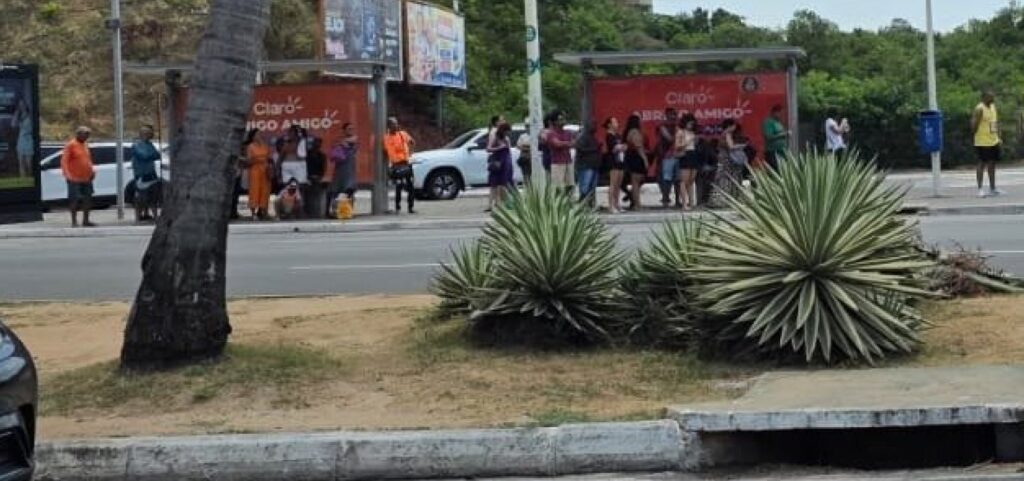passageiros-denunciam-falta-de-coletivos-no-segundo-turno-em-salvador;-semob-responde