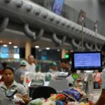 Mais de 300 mil pessoas votam em trânsito neste domingo