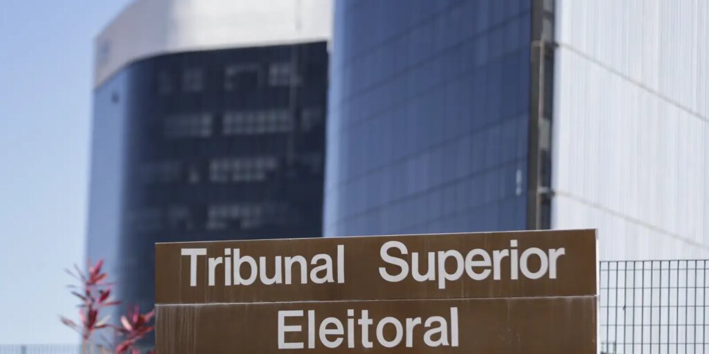 totalizacao-de-votos-e-suspensa-em-todo-o-pais-pelo-tse