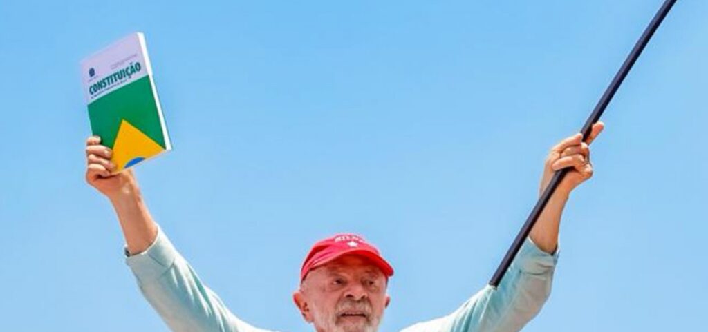 datafolha:-lula-vira-sobre-flavio-bolsonaro-e-e-projetado-como-reeleito-para-o-4o-mandato