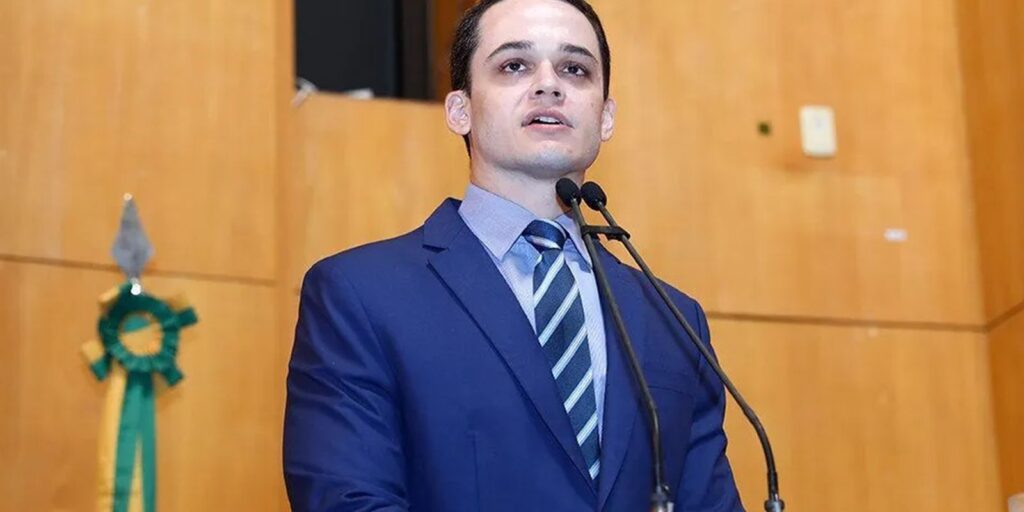 espirito-santo-elege-lorenzo-pazolini-para-o-governo-do-estado