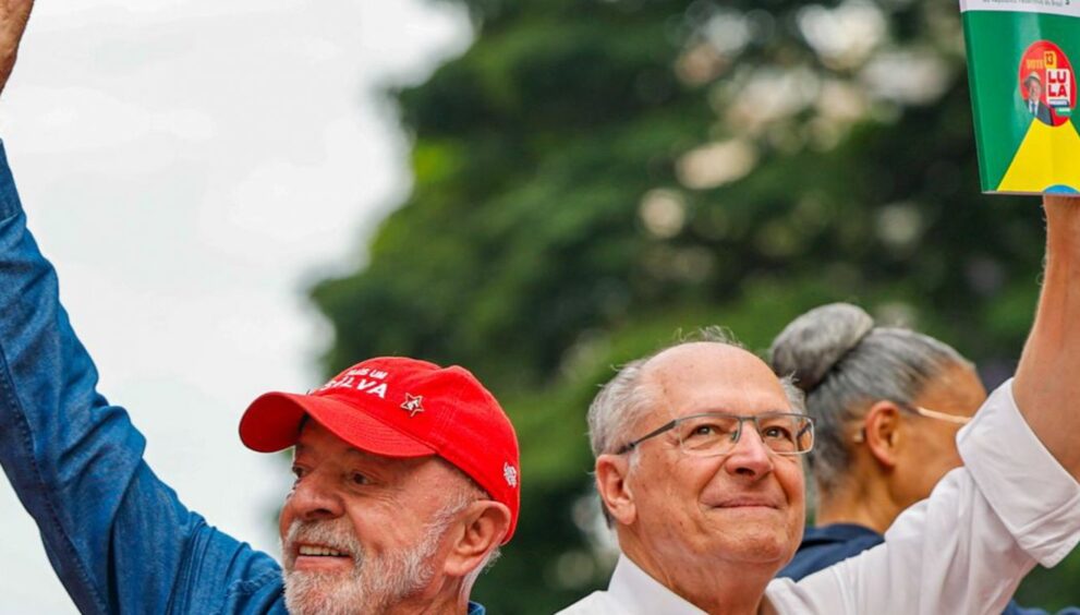 resultado-no-exterior:-lula-e-reeleito-presidente-com-53,86%-dos-votos