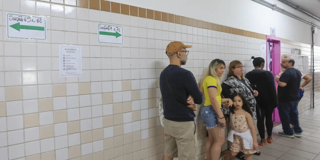 mesmo-com-prorrogacao,-eleitores-relatam-que-nao-conseguiram-votar