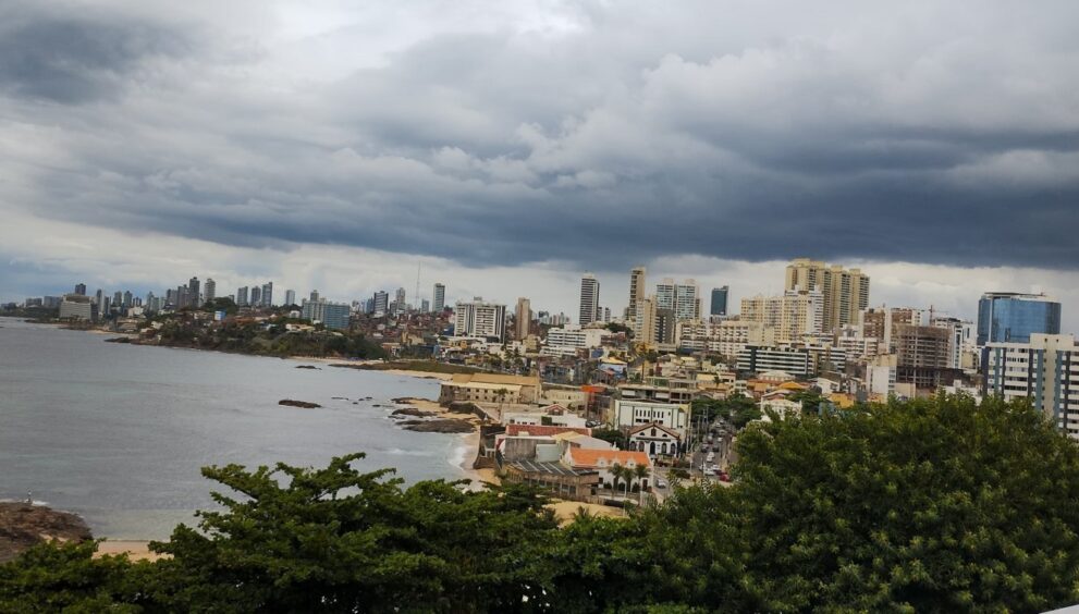 inmet-alerta-para-tempestades-em-cinco-regioes-da-bahia
