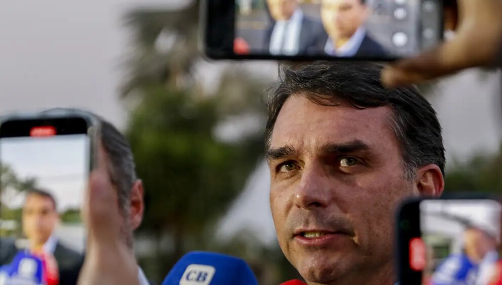 flavio-bolsonaro-diz-que-vai-pedir-anulacao-das-eleicoes