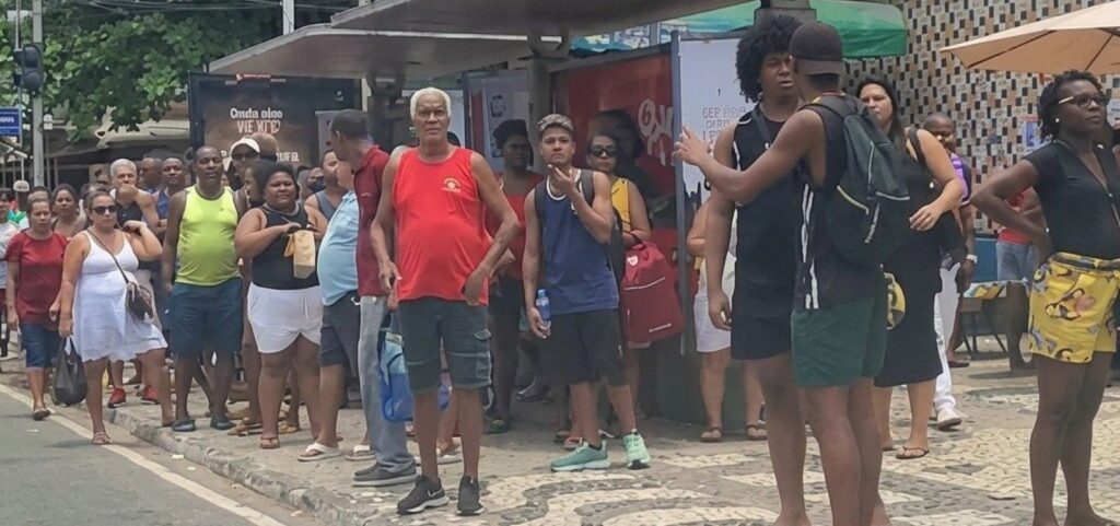 pf-investiga-reducao-de-onibus-no-segundo-turno-em-cinco-estados