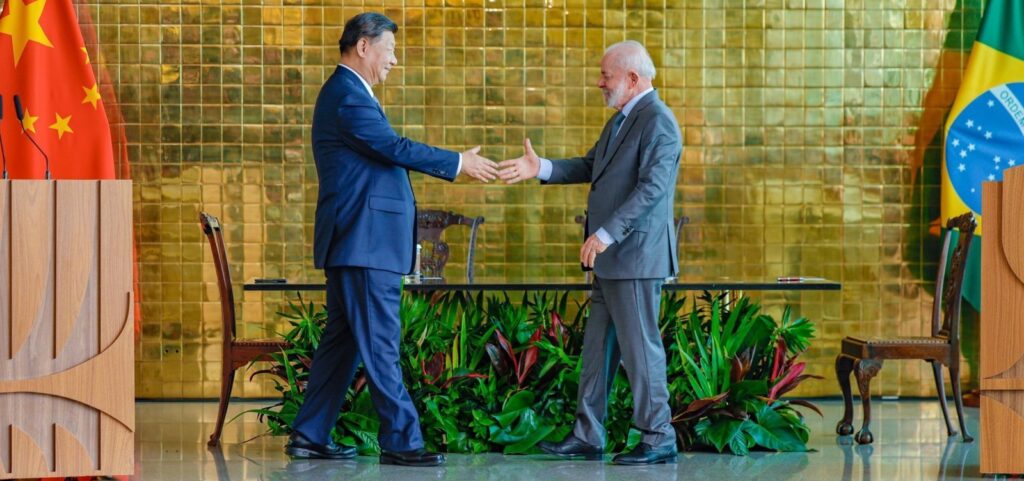 xi-jinping-parabeniza-lula-e-propoe-levar-parceria-entre-china-e-brasil-a-novos-patamares