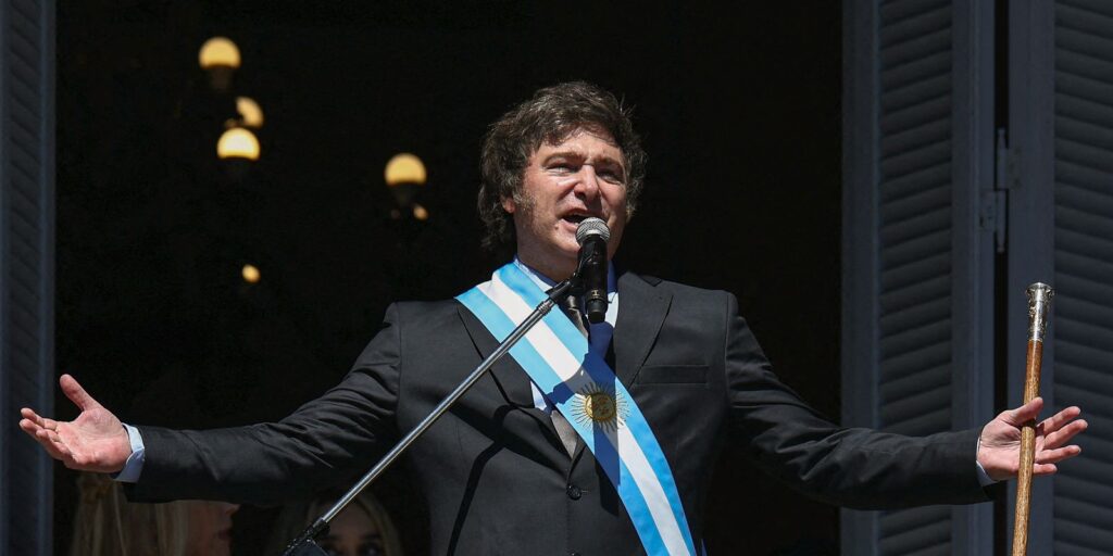 anistia-internacional-vai-denunciar-milei-por-ofender-jornalistas