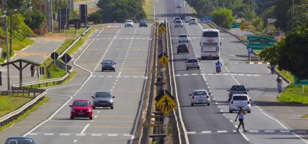 obras-podem-alterar-transito-na-estrada-do-coco-e-linha-verde-esta-semana