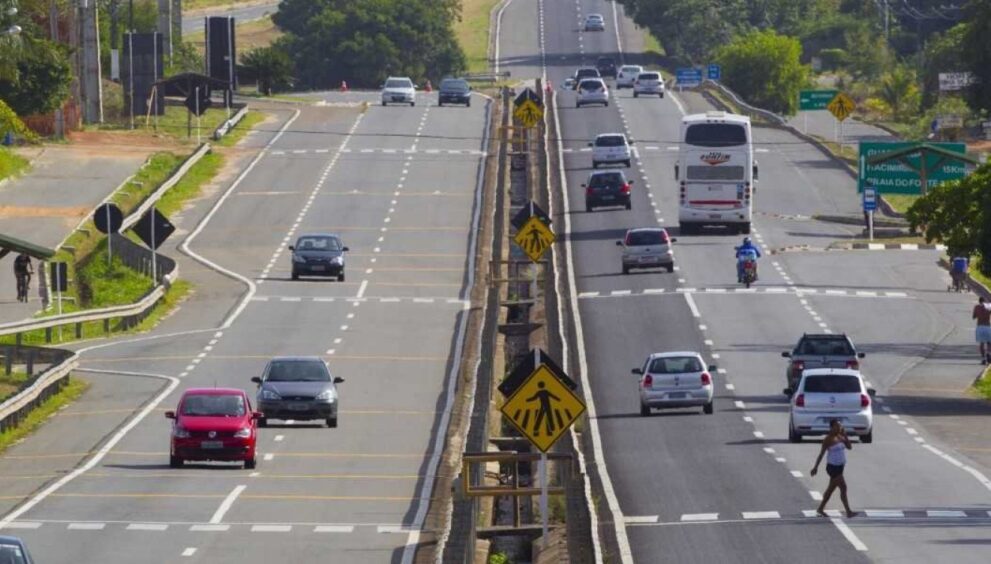 obras-podem-alterar-transito-na-estrada-do-coco-e-linha-verde-esta-semana