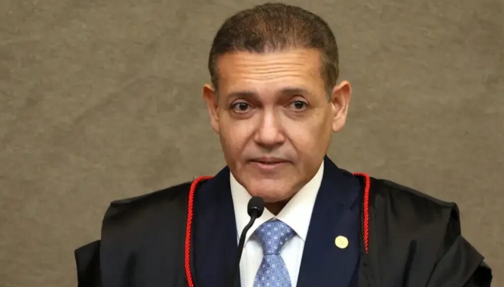 nunes-marques-da-10-dias-para-pgr-avaliar-novo-pedido-de-bolsonaro-contra-condenacao