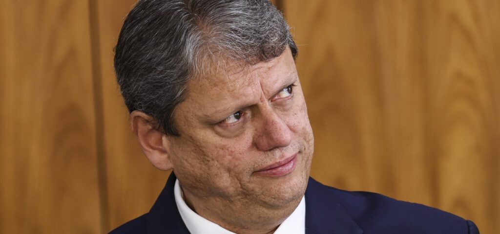 tarcisio-prega-unidade-da-oposicao-e-busca-se-projetar-nacionalmente-apos-fuga-de-flavio