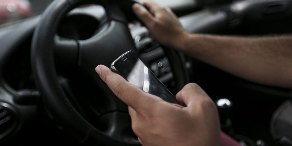 prf-inicia-operacao-finados-com-foco-no-uso-do-celular-ao-volante