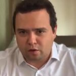 Em carta, Democratas dos EUA questionam papel de Trump na fuga de Flávio Bolsonaro e emissão de visto