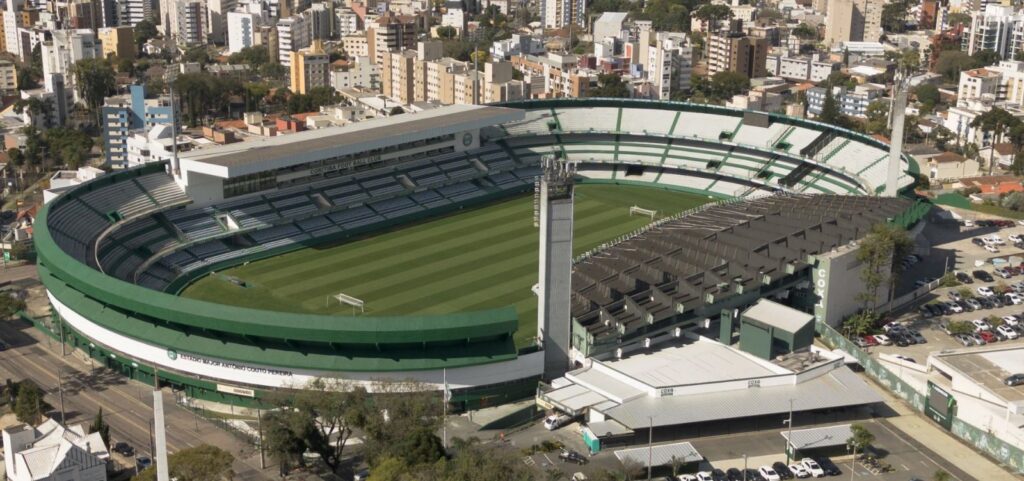 coritiba-x-vitoria:-onde-assistir,-provaveis-escalacoes-e-arbitragem